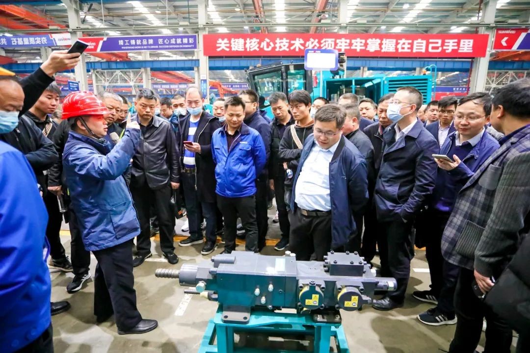 饕餮盛宴！8188cc威尼斯智能?建华建材预制桩施工装备与手艺交流会盛大召开