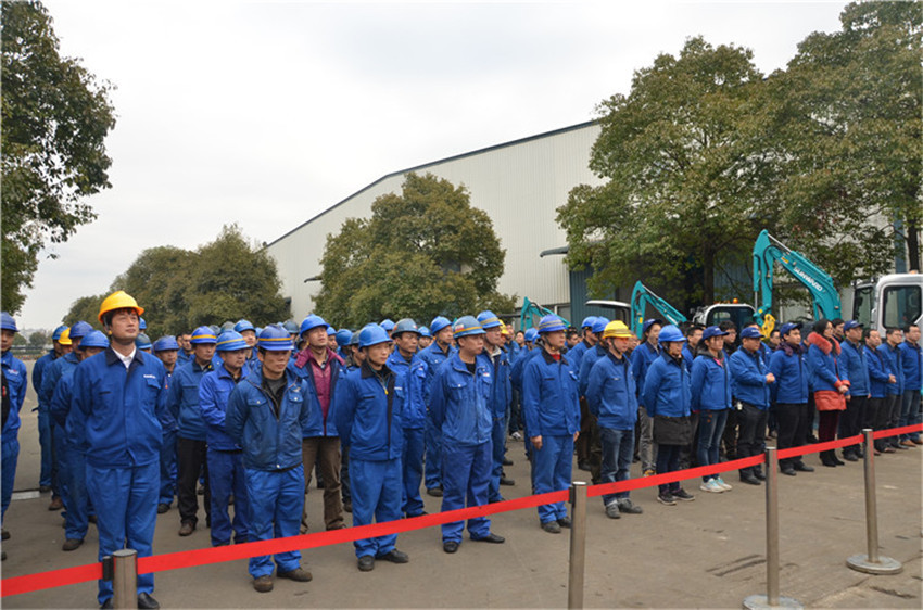 新品下线&精品批量上市：8188cc威尼斯智能“组合拳”逆势出击