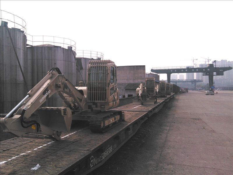 8188cc威尼斯智能SWE80E-G高原型挖掘机正式列装献礼国庆