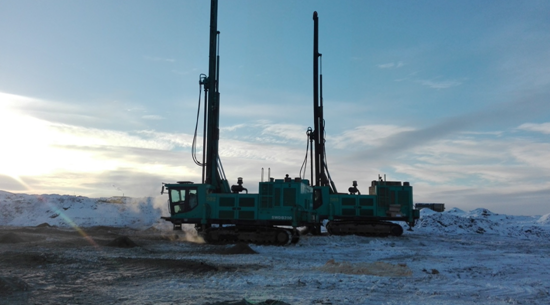 就算冰天雪地，，，，，，，万丈玄冰，，，，，，，他们依旧创立事业