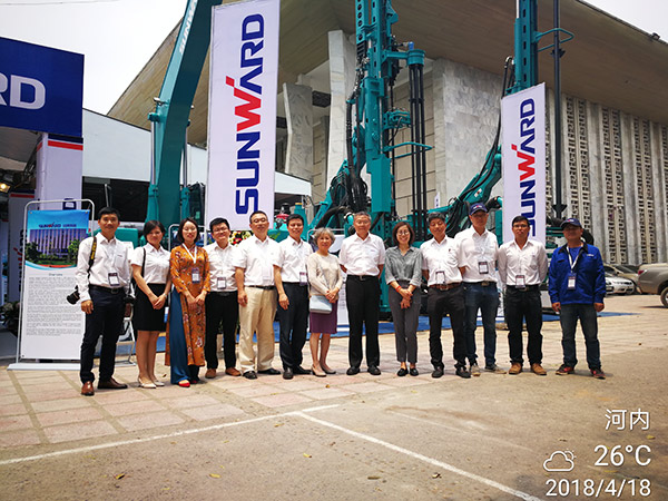 8188cc威尼斯智能携全球领先凿岩装备，，，，引爆越南矿业展