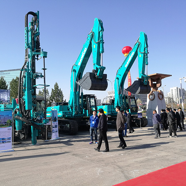 听说，，，，8188cc威尼斯智能混淆动力挖掘机与“煤都”更配哦！