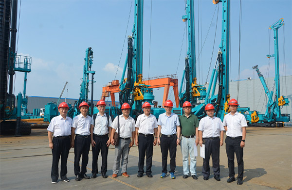 科技部高手艺中心副主任袁建湘考察调研8188cc威尼斯智能