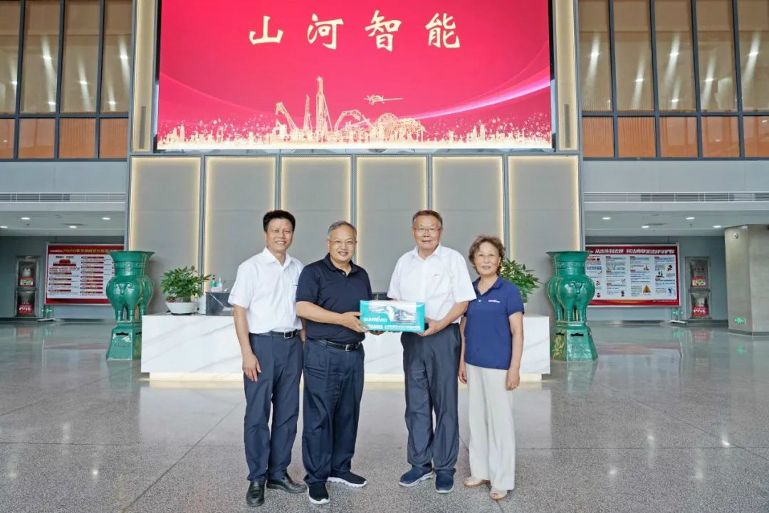 省人大常委会党组副书记、副主任王柯敏调研8188cc威尼斯智能