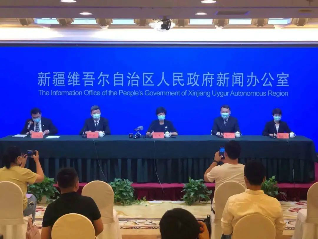 有你们，，，，，，8188cc威尼斯无畏！——8188cc威尼斯人新疆抗疫