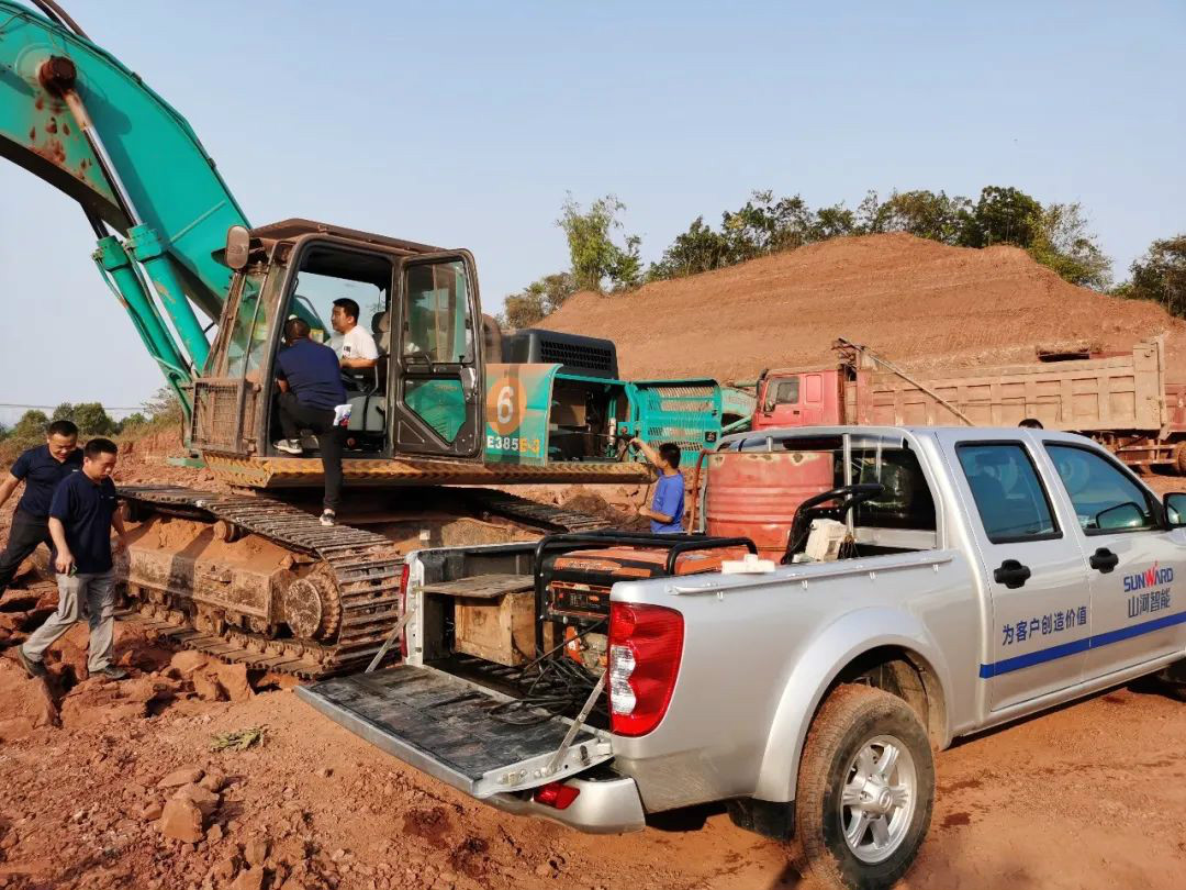 感恩相伴 关爱相随——8188cc威尼斯智能效劳万里行川陕实录