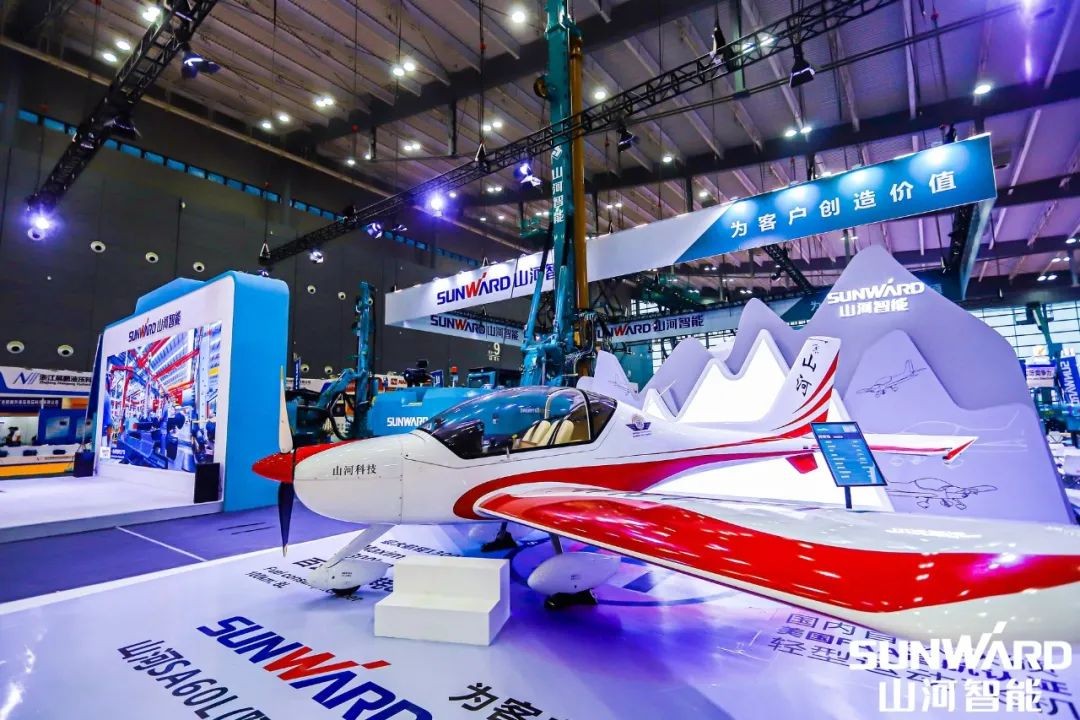 “8188cc威尼斯绿”亮相长沙国际工程机械展，，，，，，，50余款产品尽显8188cc威尼斯智能立异实力