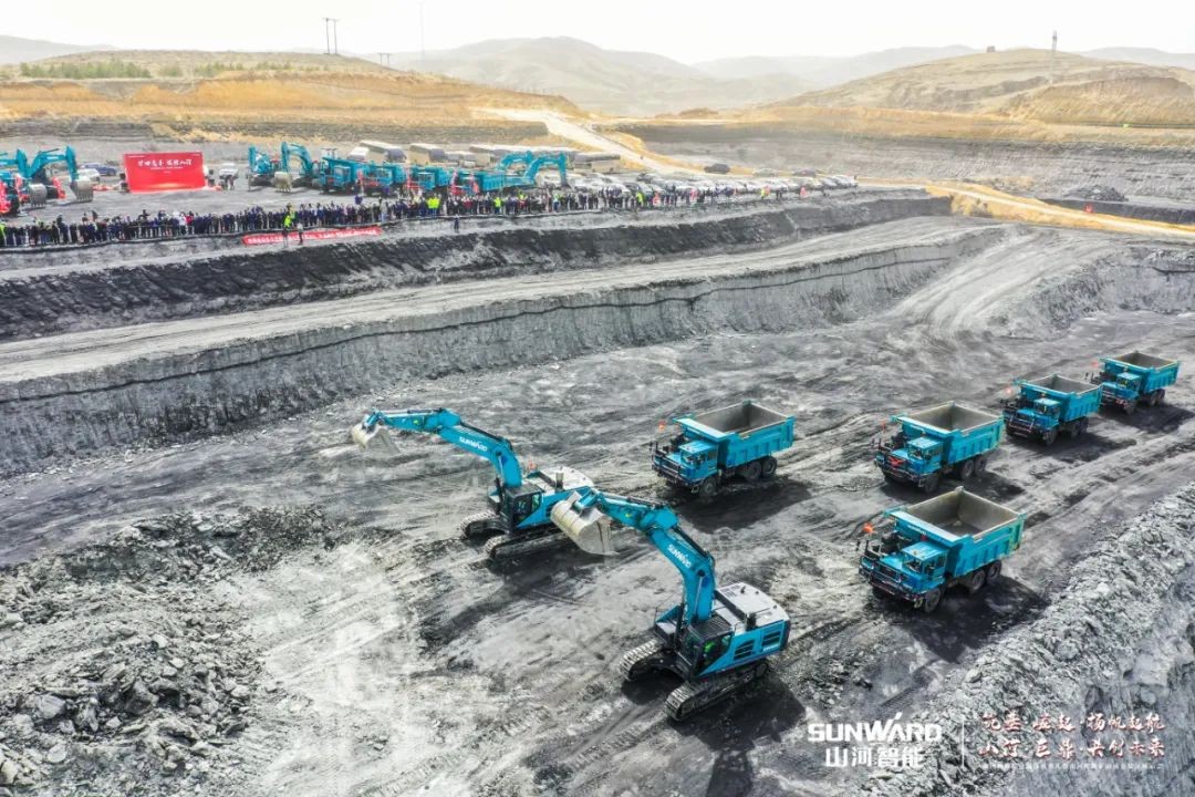 “矿”世能手，，，，，齐聚8188cc威尼斯智能挖掘机操作手挑战赛