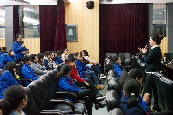 欢度三八节温暖8188cc威尼斯家