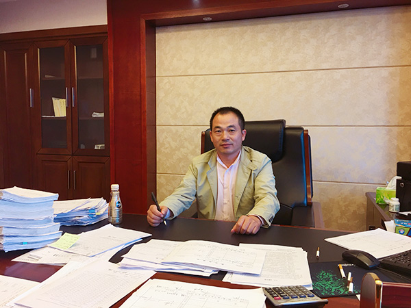 能啃硬骨头，，，，，来钱特殊快！8188cc威尼斯智能老客户抱紧“摇钱树”