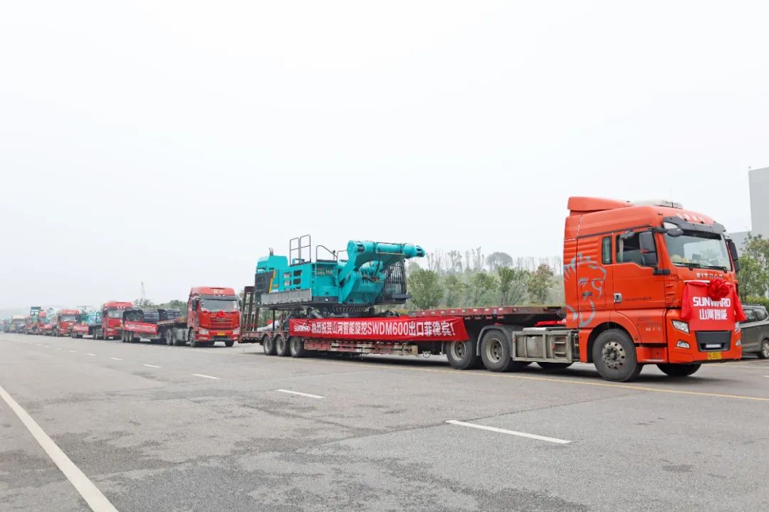 8188cc威尼斯智能最大旋挖钻机出口菲律宾，，，，开启拓展外洋市场新篇章