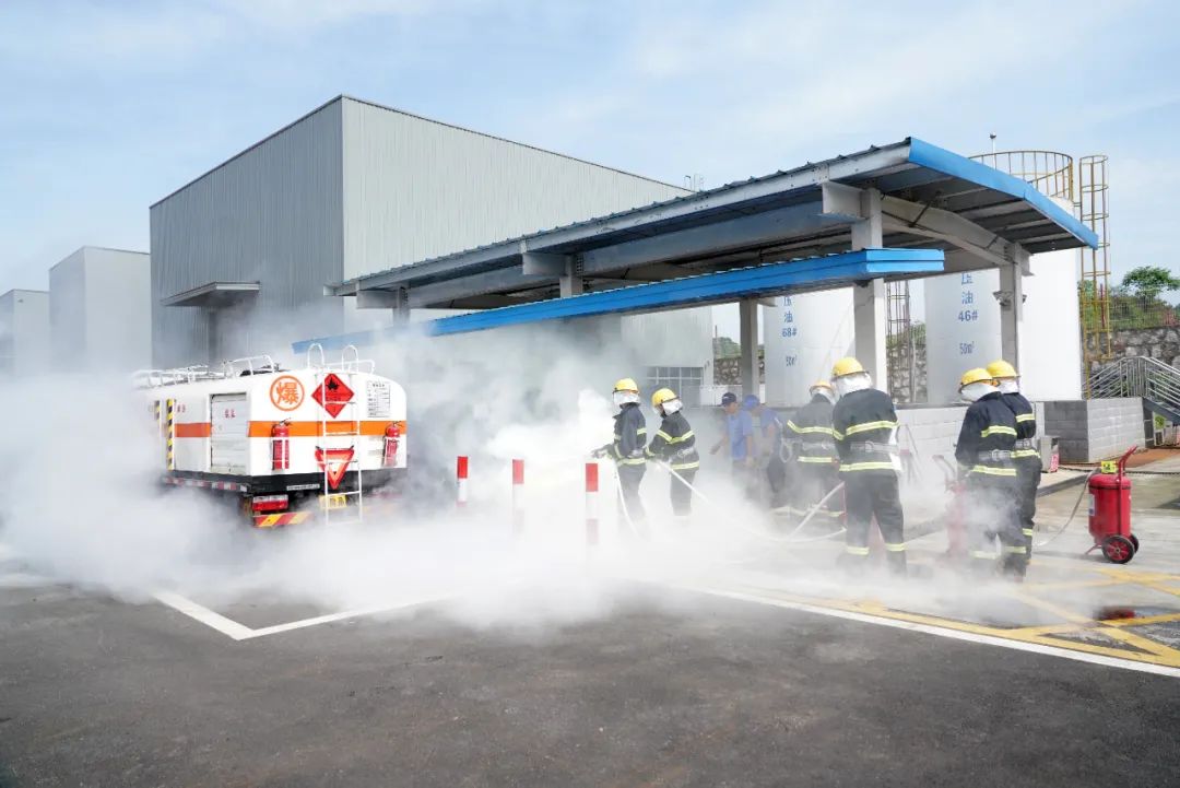 实战演练砺精兵——2021年长沙市工贸企业危险化学品综合应急演练在8188cc威尼斯智能举行