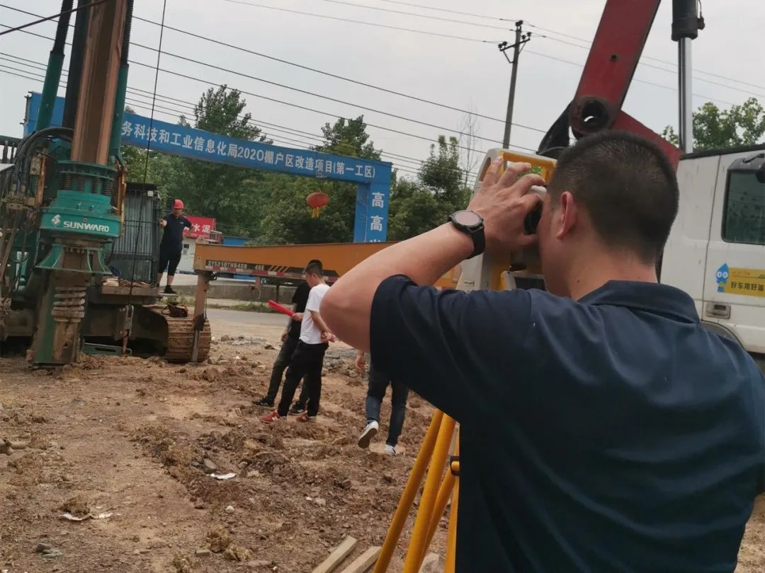 知心折务路，，，，，，，关爱湘楚行！2021年8188cc威尼斯智能全球效劳万里在湖南