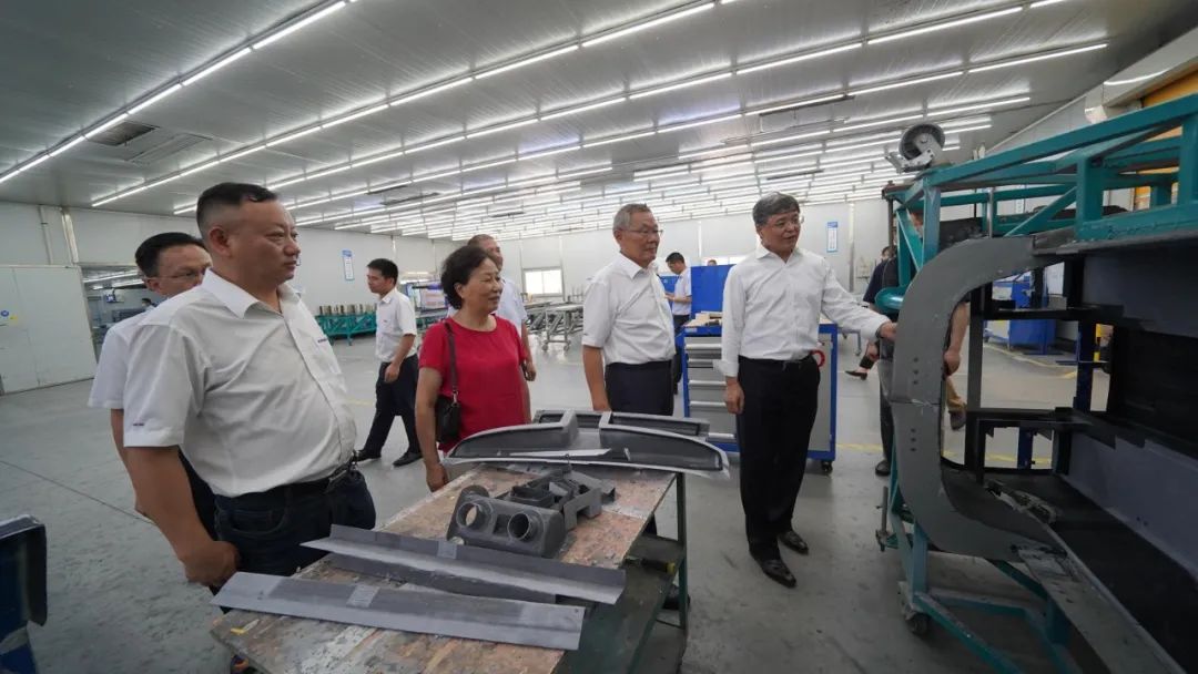 中国民用航空局总工程师殷时军率队考察调研8188cc威尼斯科技