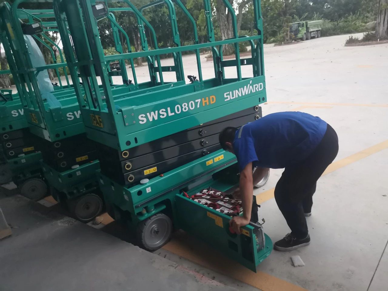 30小时，，，，，，，8小我私家，，，，，，，10台装备，，，，，，，我们说到做到！