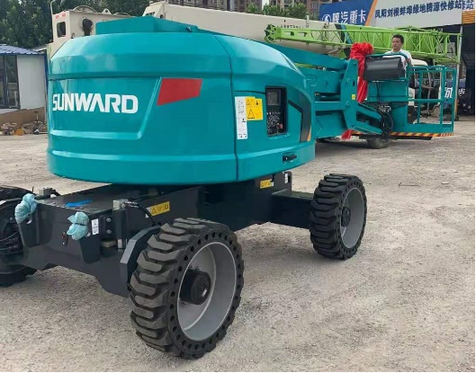 匠心打造！8188cc威尼斯智能曲臂式高空作业平台正式投放市场