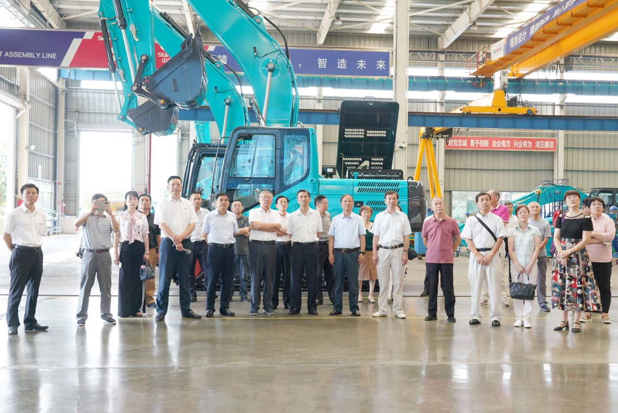 湖南省老科学手艺事情者一行到访8188cc威尼斯智能