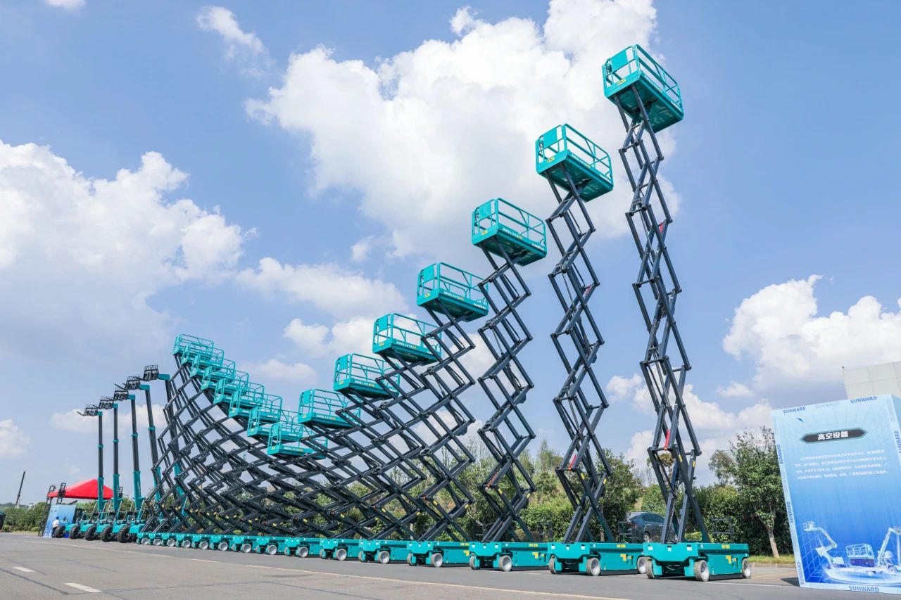 逛展超热闹！8188cc威尼斯智能效果展示会高能名时势来袭