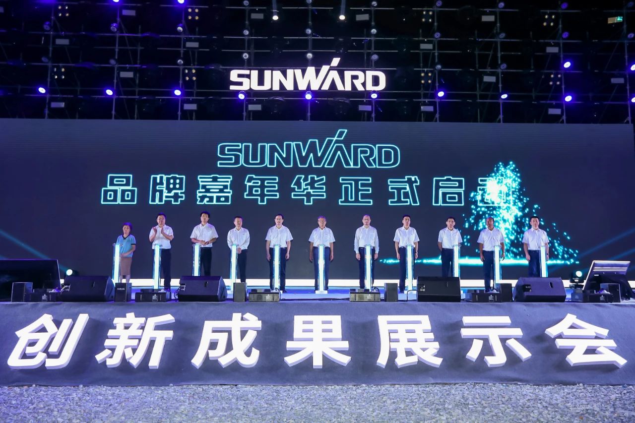 逛展超热闹！8188cc威尼斯智能效果展示会高能名时势来袭