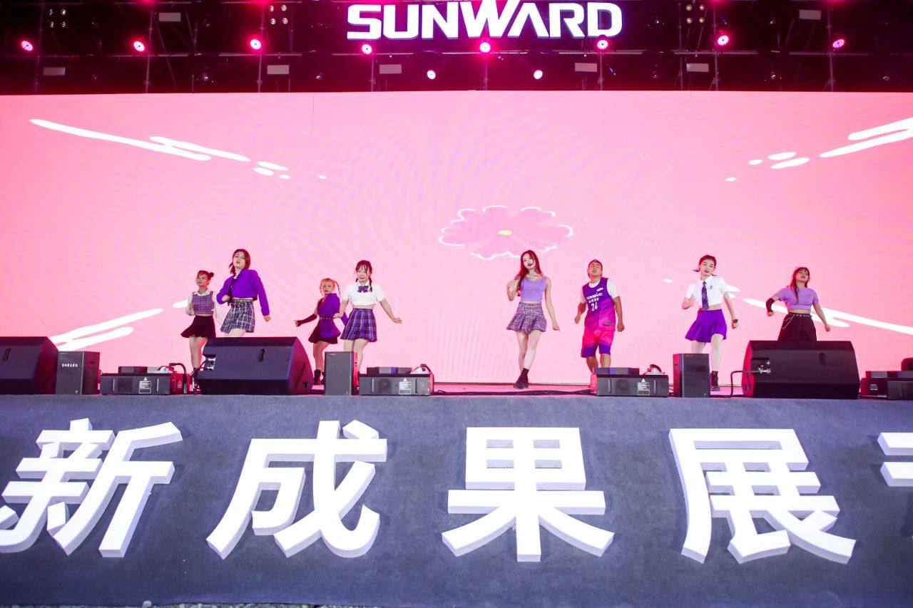 逛展超热闹！8188cc威尼斯智能效果展示会高能名时势来袭