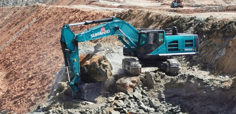 点赞！8188cc威尼斯智能液压混淆动力挖掘机项目荣获这个优异项目奖→