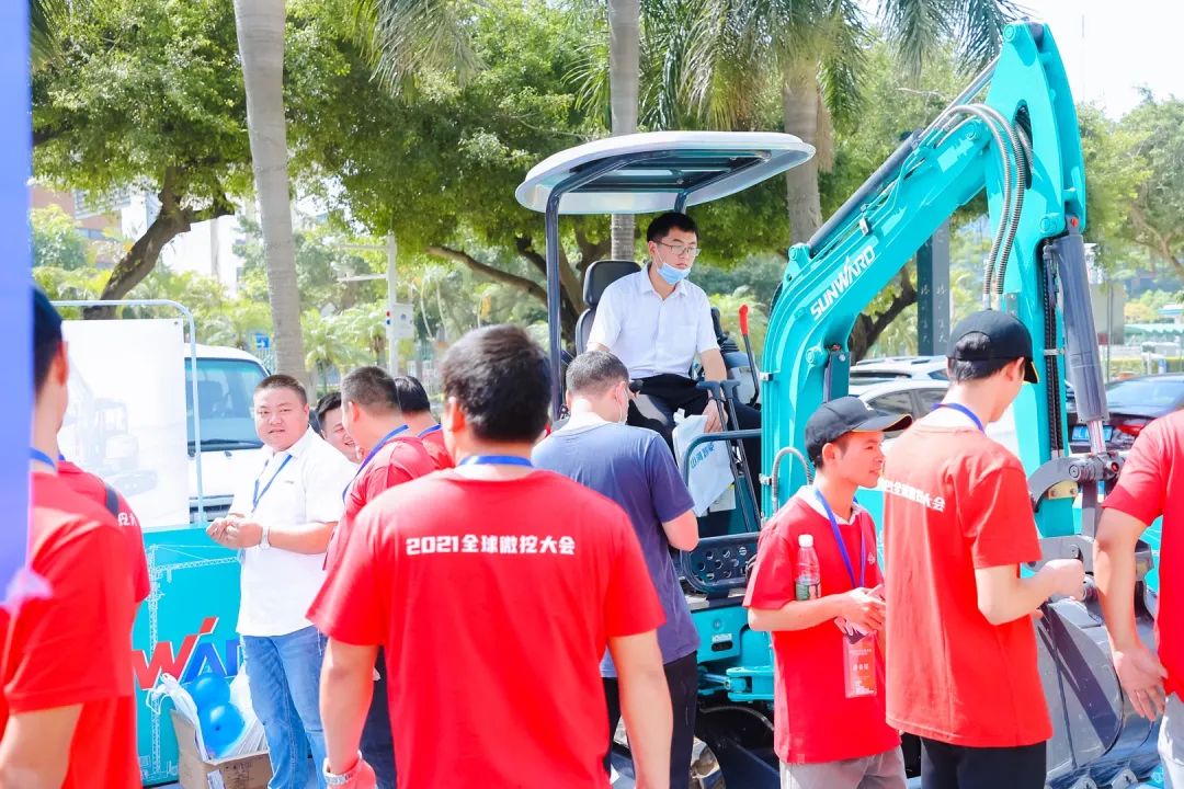 共享微挖新视界！8188cc威尼斯智能微挖三大王牌产品齐聚2021全球微挖大会