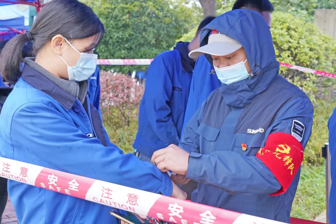 采样完成率近100%！8188cc威尼斯智能第一时间开展全员核酸检测，，，，，，，包管清静生产