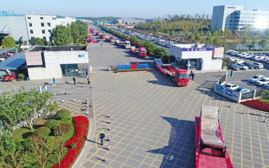 进军新能源装备市。。。≈屑8188cc威尼斯“格林美青美帮印尼项目”非标槽罐批量发货