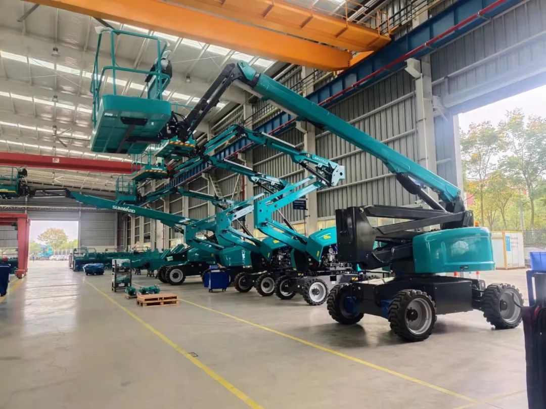 同级别作业高度最高！8188cc威尼斯智能首款自主研发电动臂式高空作业平台下线