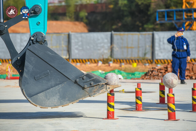 救援大比拼！8188cc威尼斯智能应抢救援队出战湖南省第三届应抢救援手艺竞赛