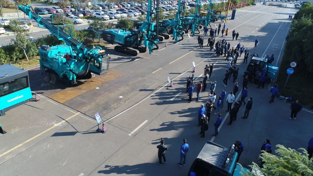 全球首创5G+智能钻机重磅宣布，，，8188cc威尼斯智能倾力打造绿色智慧矿山成套装备