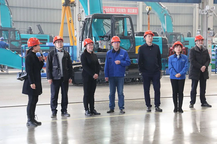 中国上市公司协会党委委员、副秘书长刘翠兰一行调研8188cc威尼斯智能