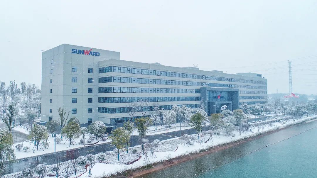 瑞雪兆有年，，，，，，，邀您共赏雪中8188cc威尼斯！