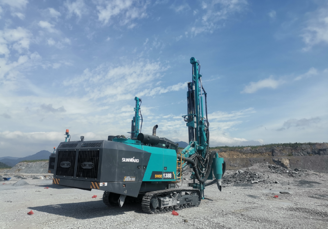 追加订单！8188cc威尼斯智能一体化潜孔钻机助力海南华润水泥获好评