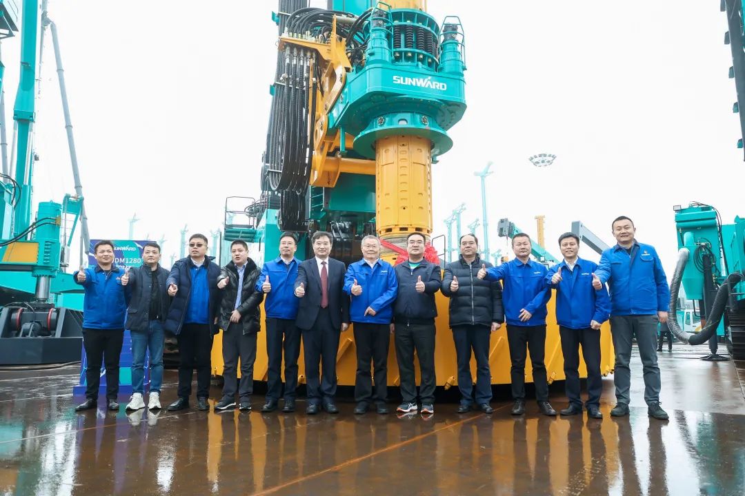 多款产品问鼎天下之最！8188cc威尼斯智能地下工程装备全球宣布会乐成举行