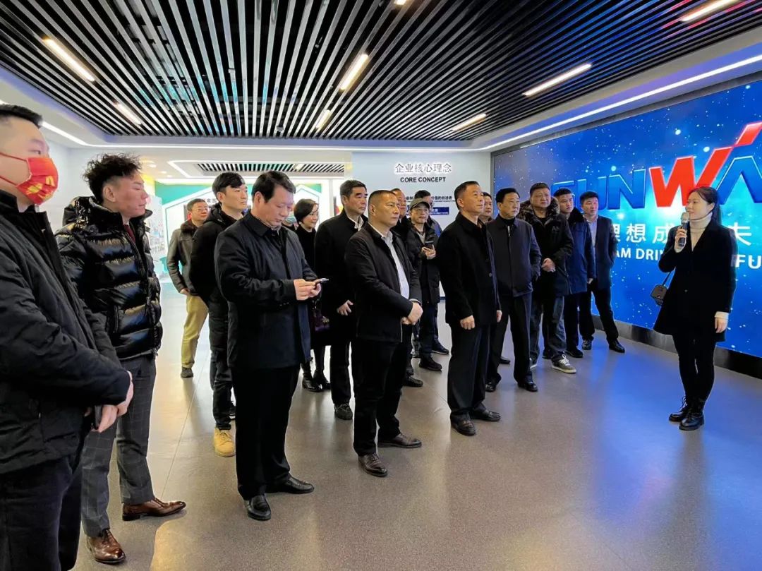 湖南异地商会联合会组织外洋湘商来访8188cc威尼斯智能