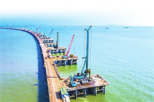 湖南日报：8188cc威尼斯智能致力解决地下工程施工“疑难杂症” 成为地下工程装备领军者