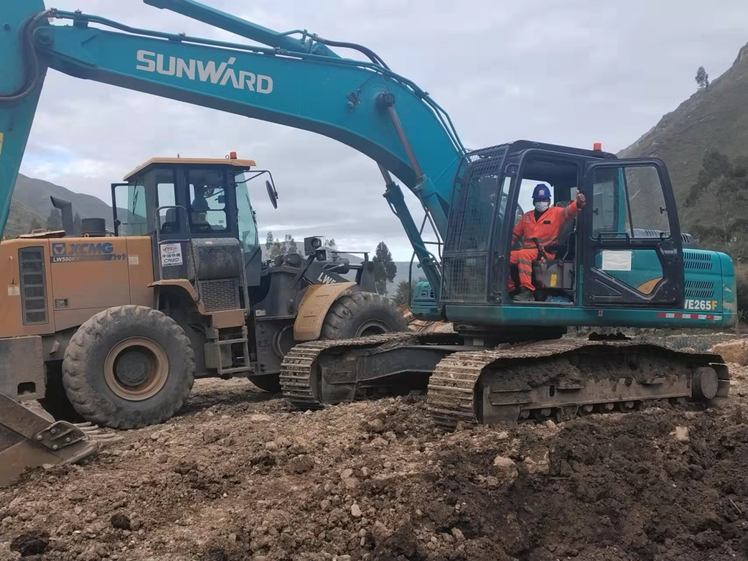 挑战天下第二高山脉！8188cc威尼斯智能装备助力秘鲁安第斯国家公路项目建设