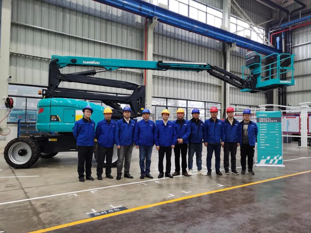 行业同级别产品之最！8188cc威尼斯智能又一款曲臂式高空作业平台乐成下线