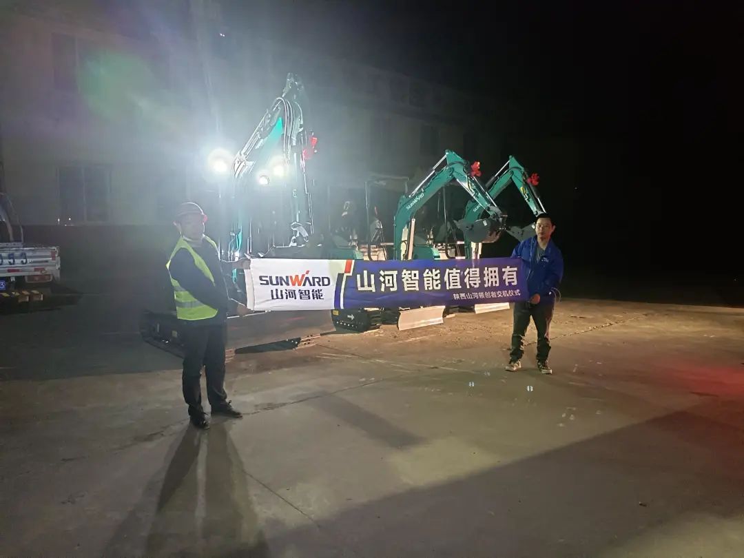 好效劳、好装备！8188cc威尼斯智能挖掘机再获客户追加订单