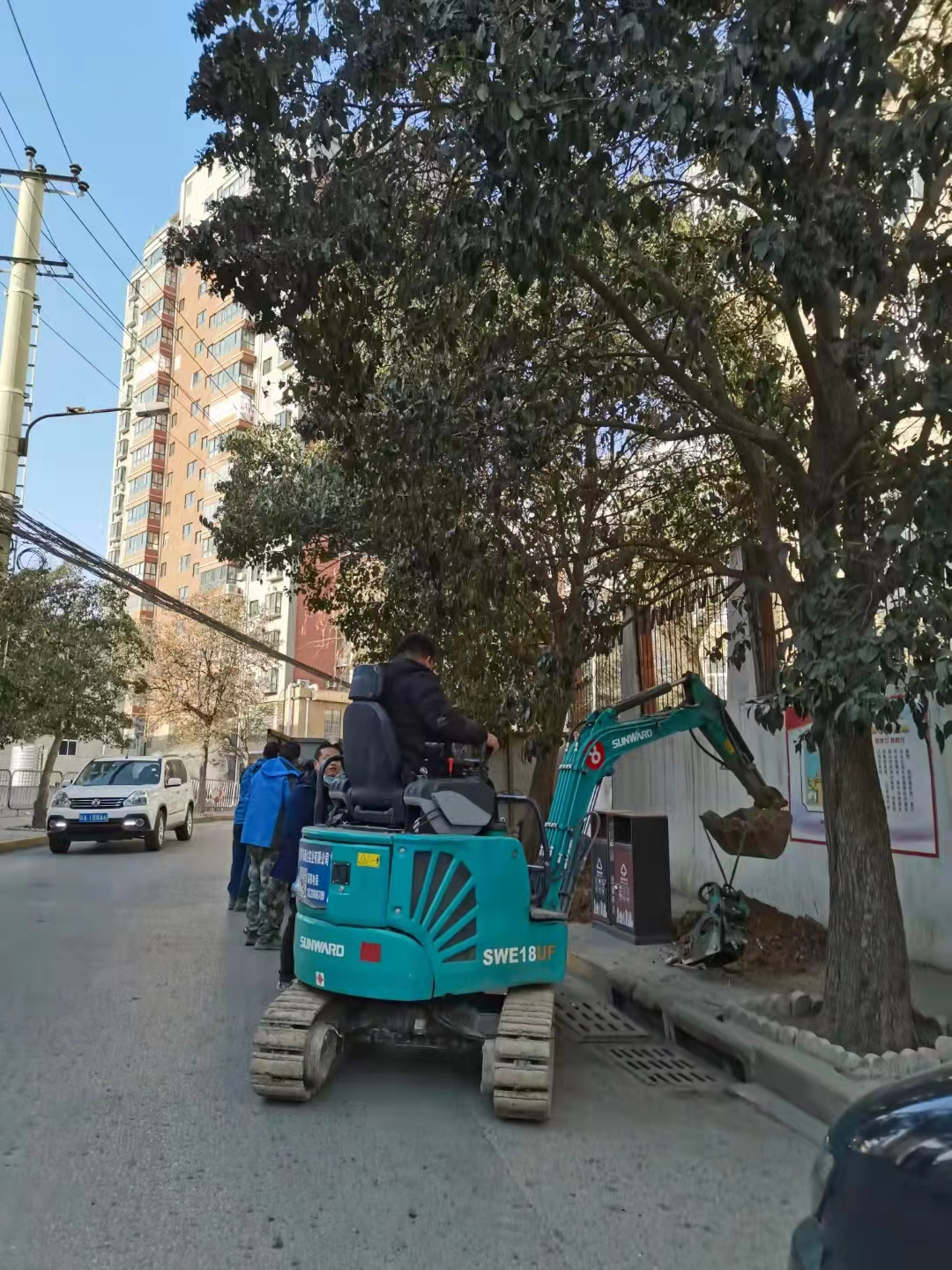 好效劳、好装备！8188cc威尼斯智能挖掘机再获客户追加订单