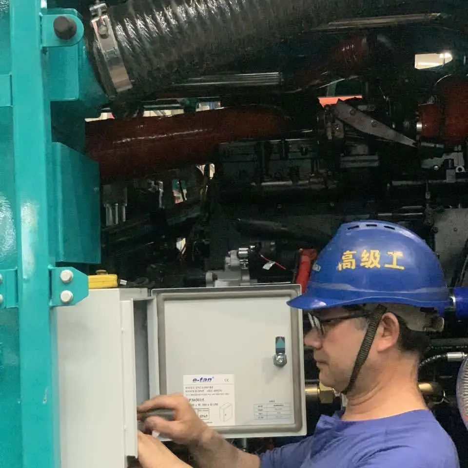 将斗争举行究竟！致敬8188cc威尼斯劳动者