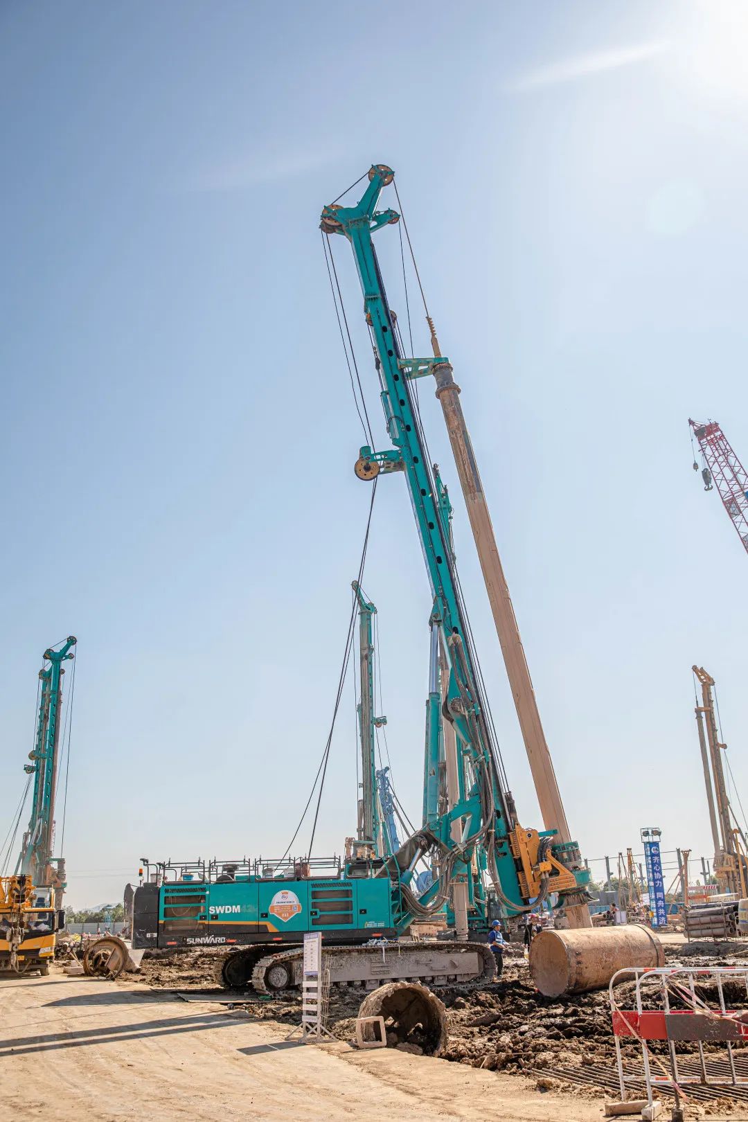 “8188cc威尼斯绿”再现大湾区！8188cc威尼斯智能旋挖钻机组团助建广州白云机场项目