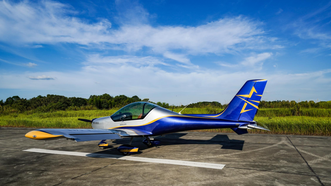 图集 | 阿若拉穿“鲨”衣，，，，尚有更多套装为天空添彩！