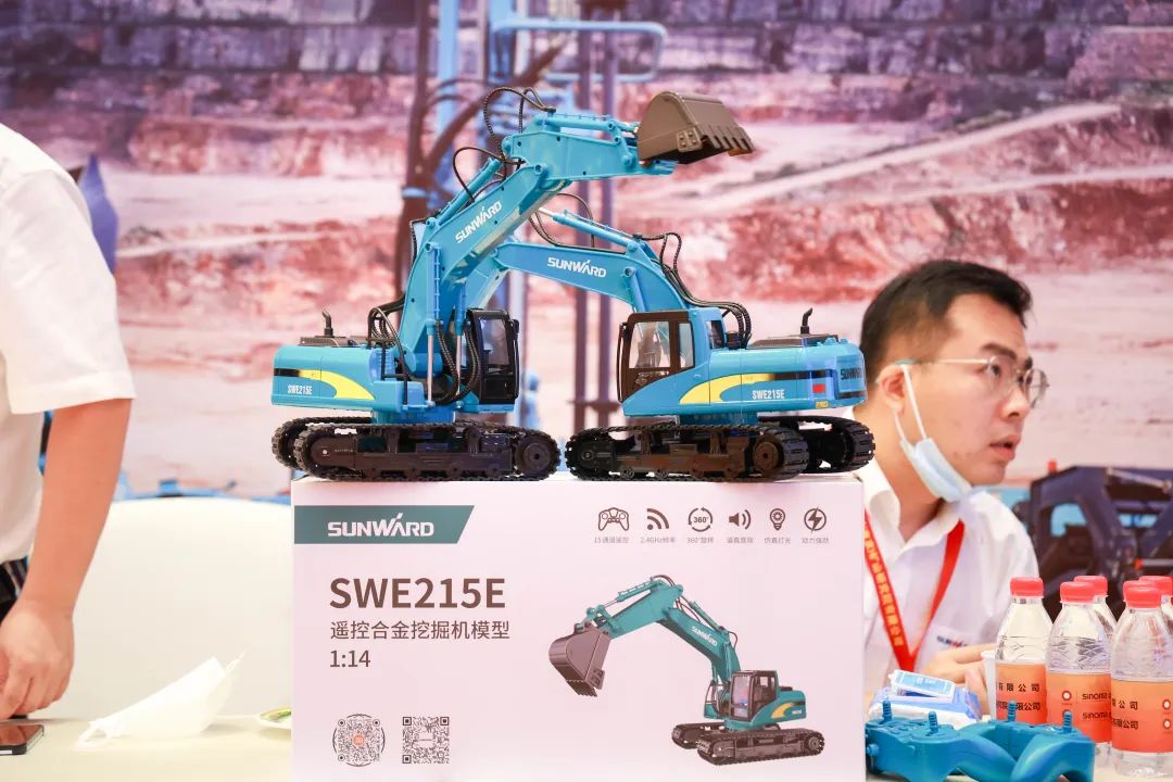 共话行业前沿手艺及趋势，，，，8188cc威尼斯智能亮相第九届金属非金属矿挑撰运营适用手艺与装备大会