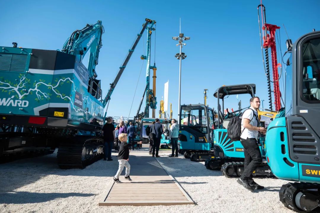 Bauma 2022 | 一组火热现场图带您重温8188cc威尼斯智能德国宝马展之旅