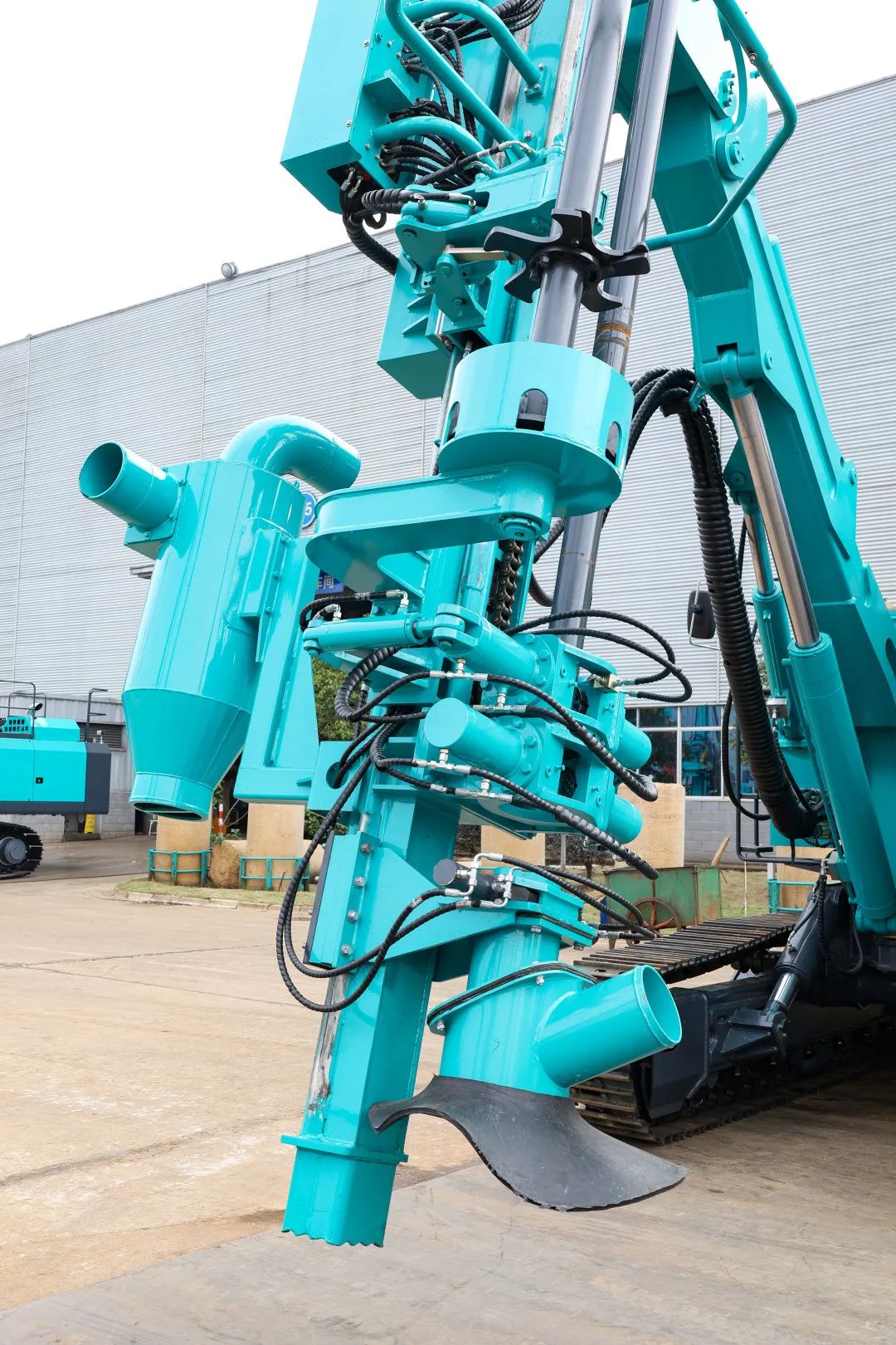 为绿色智能钻爆而生！8188cc威尼斯智能全新一代一体式潜孔钻机强“四”来袭