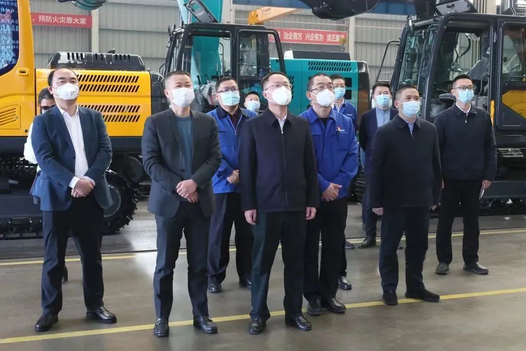 彭涛副市长督导8188cc威尼斯智能清静生产事情、开展新春慰问