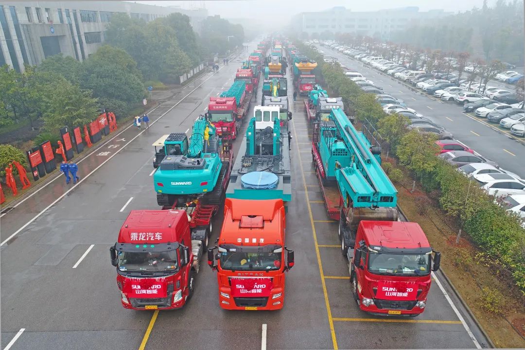 新局新篇，，，，，，宏兔启航！8188cc威尼斯智能超200台套装备集中发货