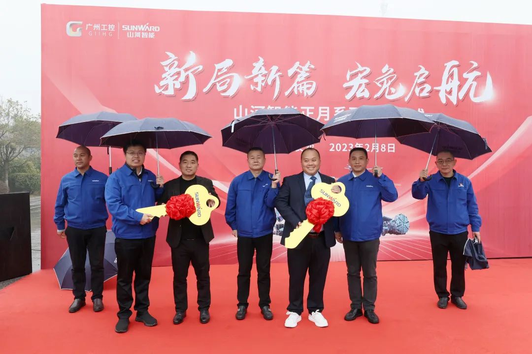 新局新篇，，，，，，宏兔启航！8188cc威尼斯智能超200台套装备集中发货